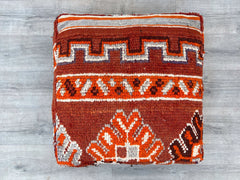 Outdoor Berber Pouf β Durable for Indoor and Outdoor Use