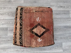 Moroccan pouf, kilim pouf, 60 cm x 60 cm x 20 cm pouf