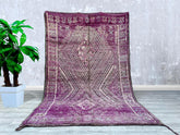 197 x 308 cm = 6.4 x 10.1 FT Vintage Carpet - For high - end people who carefully choose their purchases love art and appreciate the value of unique handmade product