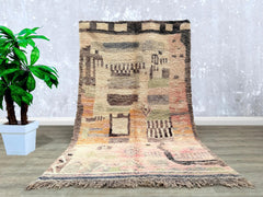 168 x 274 cm = 5.5 x 9.0 ft Bohemian Berber Runner Rug - Handmade Moroccan Wool, Soft Dots, Vintage Style, Custom Size, Ideal for Living Rooms & Weddings