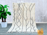 162 x 230 cm = 5.3 x 7.5 FT Moroccan Heriz Rug – Bold Artistic Design, Handwoven Berber Carpet, Custom Sizes