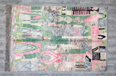 160 x 256 cm = 5.2 x 8.4 ft Colorful Abstract Vintage Berber Rug - Handmade Moroccan Wool, Soft Dots, Minimalist Bohemian Design, Perfect for Weddings & Home Decor