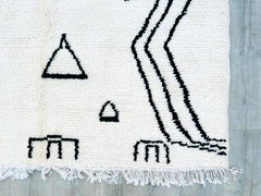 175 x 243 cm = 5.7 x 8.0 ft Tribal Fabulous Beniourain Carpet, Moroccan Rug, Handmade Wool Rug, Area Rug, White And Black Rug, Moroccan Wool Rug, Bohemian Rug