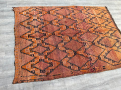 168x238 cm = 5.5 x 7.8 Vintage Red Moroccan Rug with Geometric Diamond Patterns