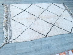 168 x 267 cm = 5.5 x 8.8 ft Diamonds Beni Mguild Rug, Moroccan Rug, Beni Rug, Moroccan Beni Rug Large Moroccan Rug, Bohemian Rug, Beni Mguild Rug