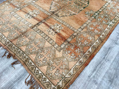 191x279 cm = 6.3 x 9.2 Antique Turkish & Persian Rugs – Classic Elegance for Modern Homes