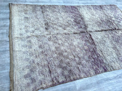 192x319 cm = 6.3 x 10.5 Vintage Moroccan Berber Rug – Handwoven Boho Charm