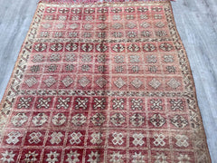 131x256 cm = 4.3 x 8.4 Vintage Moroccan Boujad Rug – Handmade Berber Carpet for Boho Chic Interiors