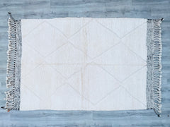 161 x 251 cm = 5.3 x 8.2 FT Diamonds White Moroccan Rug, Rugs for Living Room, White Boujaad Rug, Berber Rug, Wool Area Rug, Handmade Wool Rug, Beni Ourain, Berber Teppich