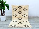 110 x 168 cm = 3.6 x 5.5 FT Diamonds Black BENIOURAIN RUG, Morrocan Rug, Moroccan Berber Rug, Moroccan Handmade Wool Rug, Rug for Livinge Room, Funky Berber Rug, Boujaad Black Rug