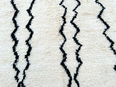 151 x 259 cm = 5 x 8.5 FT Zigzag Authentic large Moroccan beni mguild berber Black rug, boho rug, wool rug, Tapis, marokko teppich