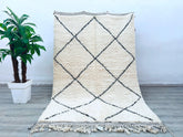 164 x 253 cm = 5.4 x 8.3 FT Diamonds Moroccan Medallion Rug – Timeless Elegance, Handwoven Berber Carpet, Custom Sizes