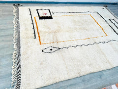 250 x 343 cm = 8.2 x 11.3 ft Bohemian Minimalist Runner Rug - Handmade Moroccan Berber Wool, Soft Dots, Vintage Style, Perfect for Weddings & Home Decor