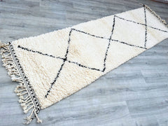 086x292 cm = 2.8 x 9.6 Diamonds Long Vintage Moroccan Runner Rug – Hand-Knotted Wool Carpet