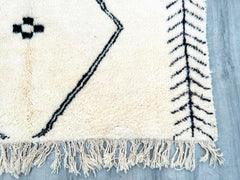 176 x 253 cm = 5.8 x 8.3 FT Ivory Black Wool Rug Moroccan Beni Ourain Berber Hand Knotted Wool Rug, CUSTOMIZE in any size