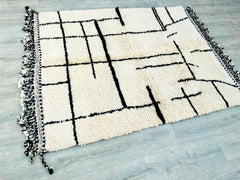 146 x 190 cm = 4.8 x 6.2 ft Large Moroccan Rug , Beni Ourain Rug , Berber Rug , Custom Beni Ourain rug , Style Moroccan Rug , Custom rug