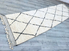 094x348 cm = 3.1 x 11.4 Diamonds Long Moroccan Berber Runner – Handmade Wool Rug for Hallways & Living Spaces