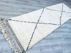097x317 cm = 3.2 x 10.4 Diamonds Handmade Moroccan Beni Ourain Rugs – Timeless Berber Elegance