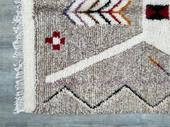 153 x 230 cm = 5.0 x 7.5 ft Moroccan Artistic Carpet-BeniOurain Carpet-Handmade Carpet -Living Room Decor-Boho Decor-Handwoven Carpet-Area Rug-Rug For Kids