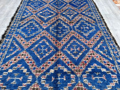173x408 cm = 5.7 x 13.4 Large Vintage Moroccan Rug – Authentic Handmade Berber Carpet in Classic Tribal Design