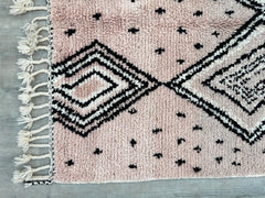 160 x 254 cm = 5.2 x 8.3 ft Diamonds GORGEOUS BENIOURAIN RUG, Pink Custom Rug, Custom Rug Ready, Geometric Custom Rug, Unique Custom Rug, Pink Rug for Living Room