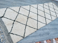 127x403 cm = 4.2 x 13.2 Diamonds Vintage Moroccan Beni Ourain Berber Rug – Handmade Wool Beauty
