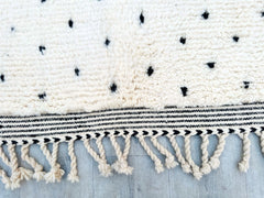 Black Dots Moroccan Rug – Minimalist Polka Dot Beni Ourain