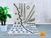 151 x 246 cm = 5 x 8.1 FT ARTISTIC BENIOURAIN RUG, Hallway Runner, Berber Custom Rug, Moroccan Wool Rug, Boujaad Wool Rug