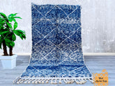 153 x 257 cm = 5 x 8.4 FT Beni Ourain Moroccan Rug with Blue Geometric Patterns – Handwoven with Care, Perfect for Minimalist Spaces