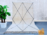 168 x 277 cm = 5.5 x 9.1 FT Diamonds Authentic Moroccan Berber Carpet – Natural Wool, Intricate Diamond Motifs, Perfect for Cozy Home Decor