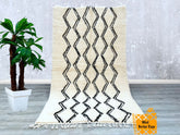 152 x 256 cm = 5 x 8.4 FT Zigzag Handmade Moroccan Rug with Geometric Patterns – Authentic Berber Craftsmanship, Perfect for Modern Homes