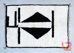 Luxurious Moroccan Berber Beni Ourain Wool Rug - Handwoven Cream Geometric Bohemian Rug with Tassel Edges for Living Room