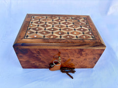 10"x7" Beautiful Thuya Wood Trinket Box Made in Morocco - Exquisite Patina Craftsmanship