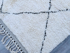 Diamond Bohemian Black & White Moroccan Rug – Handwoven Wool Berber Carpet