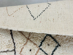 Luxurious Moroccan Berber Beni Ourain Wool Rug - Handwoven Cream Geometric Area Rug with Tassel Edges, Bohemian Decor, 70% OFF