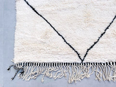 Diamonds Custom Beni Ourain Rug - White & Black Moroccan Wool Carpet - Handmade Berber Area Rug with Dotted Design