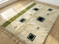Artisanal Ivory & Olive Green Beni Ourain Rug | 100% Hand-Knotted Moroccan Wool