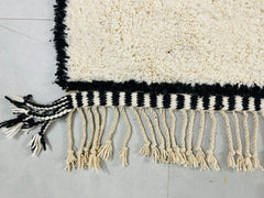 Modern Moroccan Rug - White & Black Beni Ourain Wool Rug - Handmade Tribal Berber Carpet for Living Room