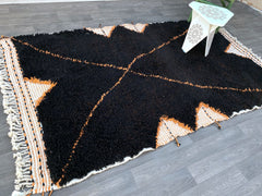 Moroccan Beni Ourain Rug – Handmade Wool Carpet – Cream & Black Geometric Design – Custom Size Area Rug