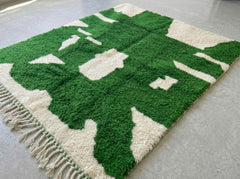 Green Moroccan Rug – Handmade Ivory Wool Berber Carpet with Abstract Geometric Pattern