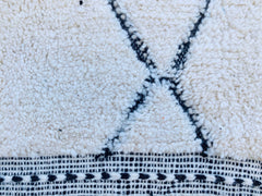 Diamonds Stunning Handmade Beni Ourain Rug – Authentic Moroccan Berber Wool Carpet