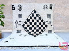 Checkered Authentic Moroccan Boujaad Rug – Handwoven Berber Carpet – Custom Bohemian Rug for Living Room or Bedroom