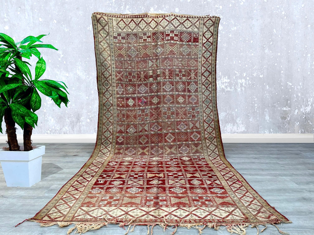 Morocco Round Rug Pattern Moroccan Rug Motifs and Patterns : A Closer Look. – Wool Berber Rugs