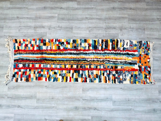 Multicolored Runner Rug 2.8 FT X 9.5 FT – Stilvolles marokkanisches Design für Ihre Diele