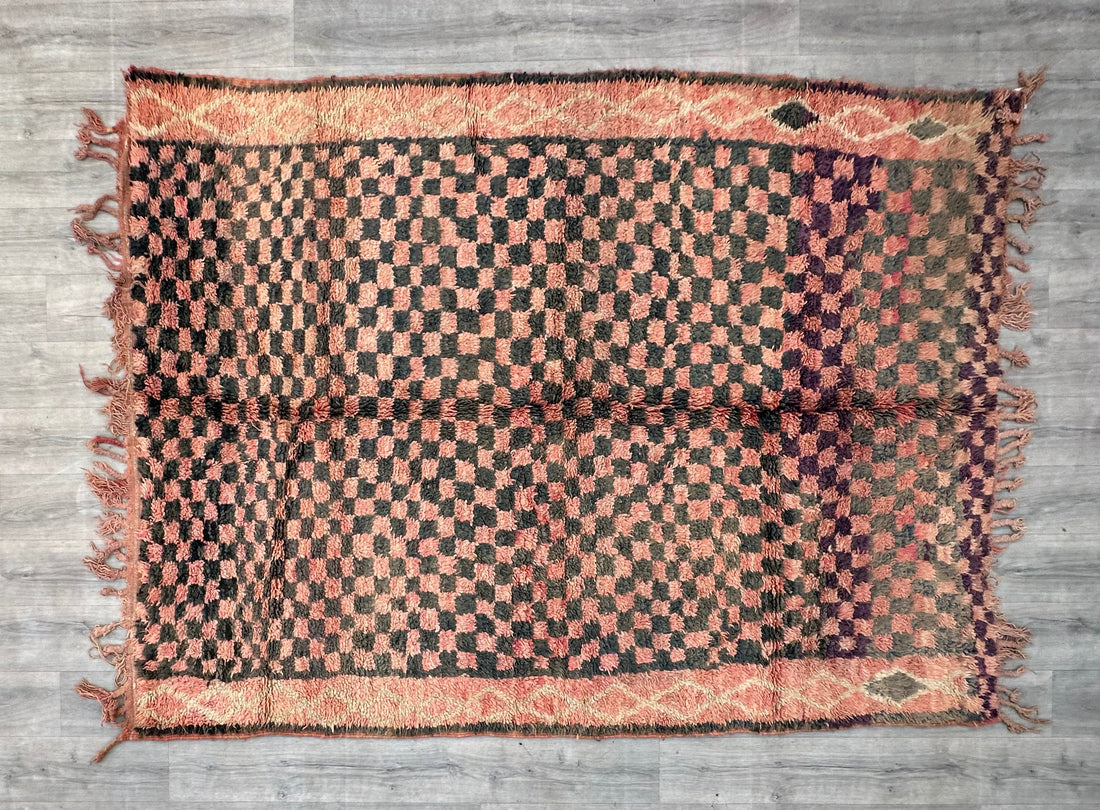 Vintage Marokkanischer Läufer Teppich – Boucherouite in Rosa & Braun