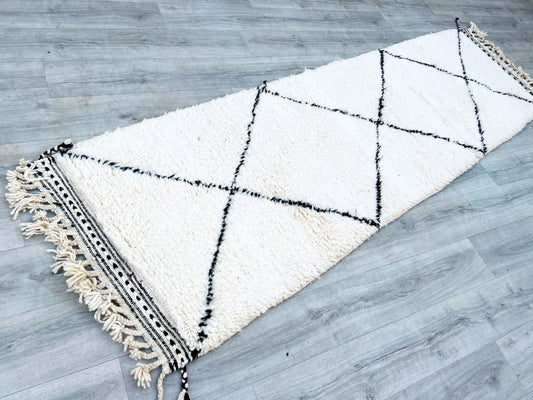 Tapis Beni Ourain : L'Élégance Marocaine pour Votre Intérieur