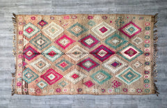 Vintage Rug 181 x 316 cm = 5.9 x 10.3 FT