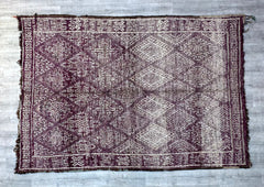 Vintage Rug 203 x 291 cm = 6.6 x 9.5 FT