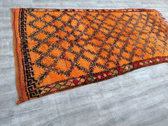 Vintage Rug 170 x 370 cm = 5.5 x 12.1 FT