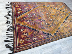 Vintage Rug 198 x 290 cm = 6.4 x 9.5 FT